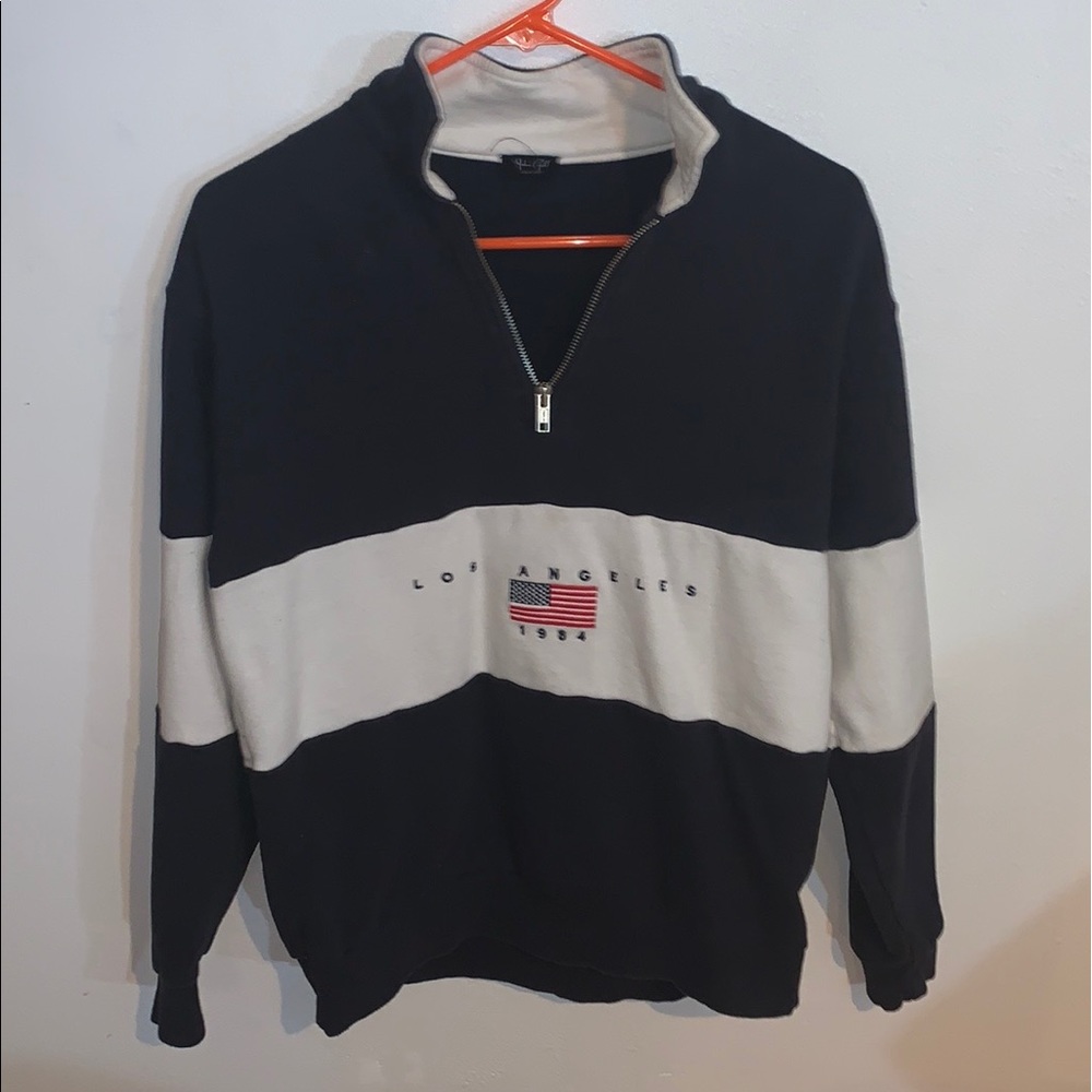 LA quarter zip